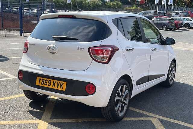 Hyundai i10 1.2 Premium SE 5dr Auto