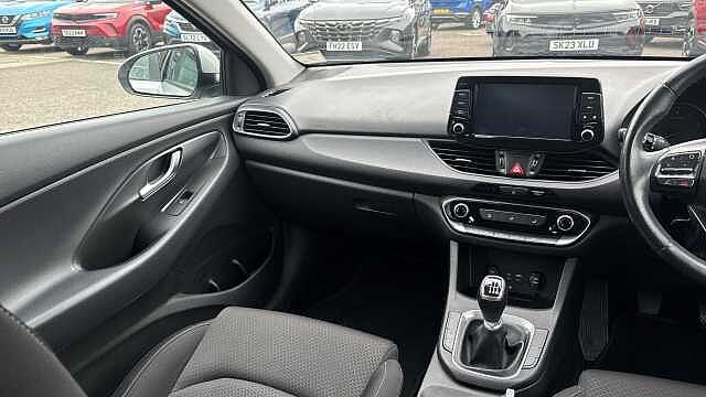 Hyundai I30 1.4T GDI SE Nav 5dr Petrol Hatchback Silver