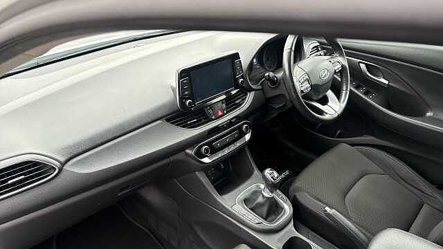 Hyundai I30 1.4T GDI SE Nav 5dr Petrol Hatchback Silver