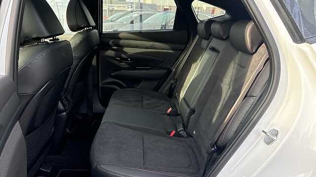 Hyundai TUCSON 1.6T Hybrid N Line S 5dr Auto Hybrid Estate White