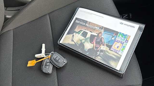 Hyundai I20 1.0T GDi Premium 5dr Petrol Hatchback Pearl - Aurora Grey