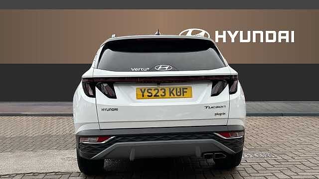 Hyundai TUCSON 1.6 TGDi Plug-in Hybrid Ultimate 5dr 4WD Auto Estate White