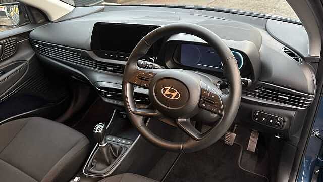 Hyundai I20 1.0T GDi Premium 5dr Petrol Hatchback Vibrant Blue - Pearl