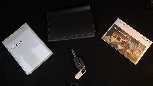 Hyundai I20 1.0T GDi Premium 5dr Petrol Hatchback Vibrant Blue - Pearl