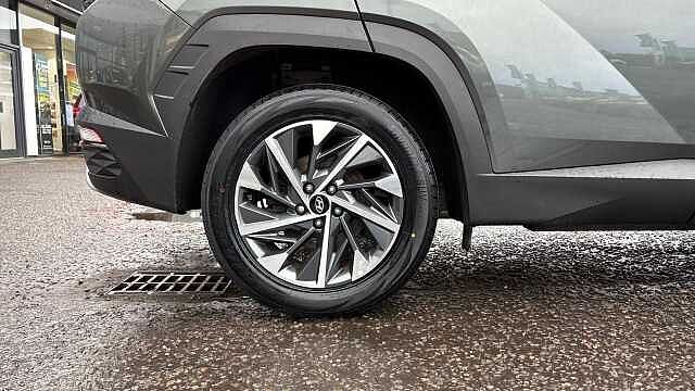 Hyundai TUCSON 1.6 TGDi Premium 5dr 2WD Petrol Estate Grey