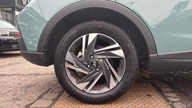 Hyundai BAYON 1.0 TGDi 48V MHEV SE Connect 5dr DCT Petrol Hatchback Green