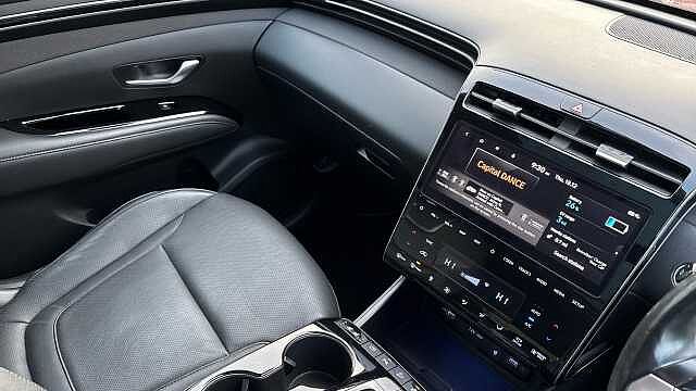 Hyundai TUCSON 1.6 TGDi Plug-in Hybrid Ultimate 5dr 4WD Auto Estate Red