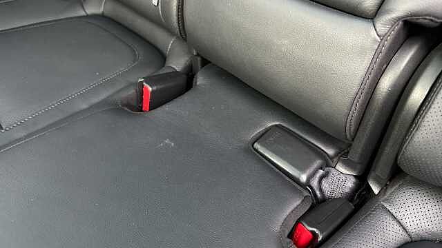 Hyundai TUCSON 1.6 TGDi Plug-in Hybrid Ultimate 5dr 4WD Auto Estate Red