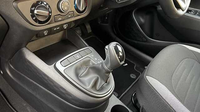 Hyundai i10 1.0 [63] Advance 5dr Auto [Nav] Petrol Hatchback