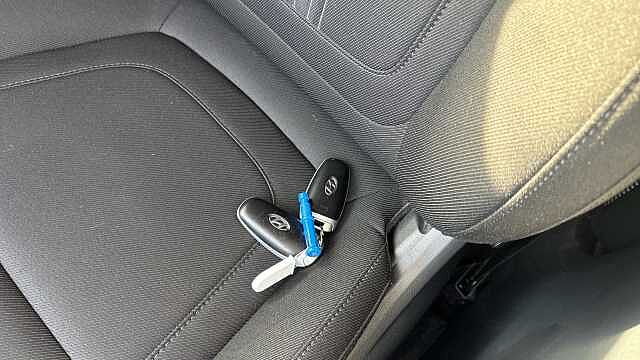 Hyundai TUCSON 1.6 TGDi Plug-in Hybrid Premium 5dr 4WD Auto Estate Red