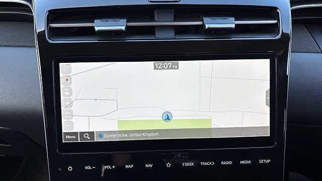 Hyundai TUCSON 1.6 TGDi 48V MHD SE Connect 5dr 2WD DCT Petrol Estate Red