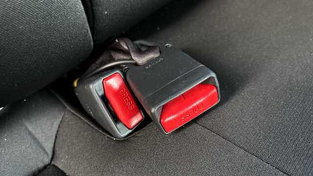 Hyundai KONA 1.6 Hybrid 138 N Line 5dr DCT Hybrid Hatchback Special Solid - Atlas White