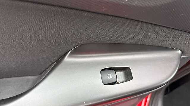 Hyundai KONA 1.0 TGDi 48V MHEV SE Connect 5dr Petrol Hatchback Red