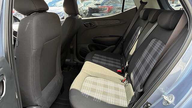 Hyundai i10 1.2 [79] Premium 5dr Auto [Nav] Petrol Hatchback