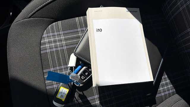 Hyundai i10 1.2 [79] Premium 5dr Auto [Nav] Petrol Hatchback