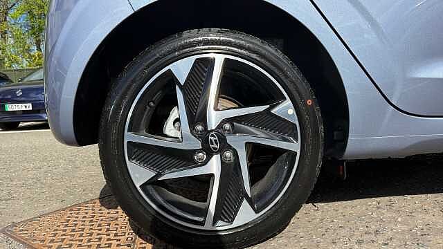 Hyundai i10 1.2 [79] Premium 5dr Auto [Nav] Petrol Hatchback