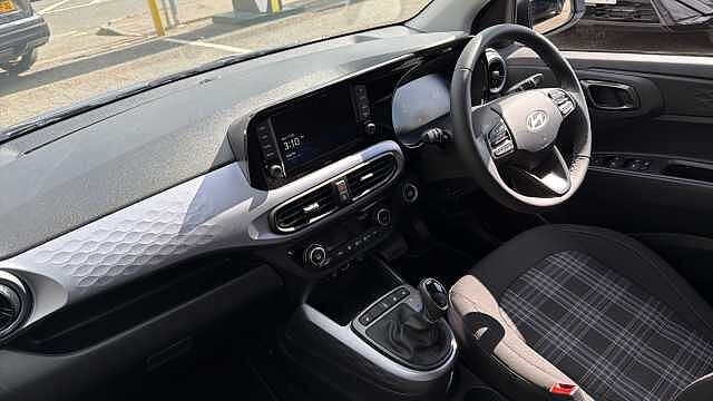 Hyundai i10 1.2 [79] Premium 5dr Auto [Nav] Petrol Hatchback