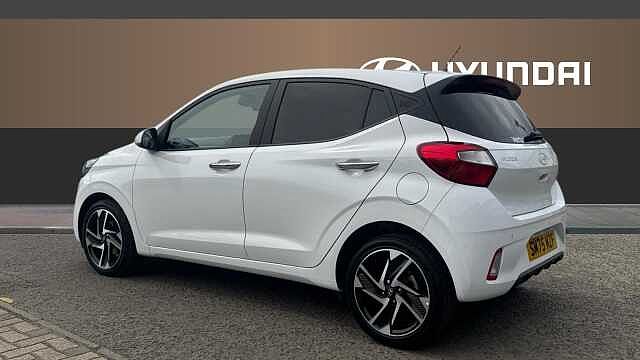 Hyundai i10 1.2 [79] Premium 5dr Auto [Nav] Petrol Hatchback