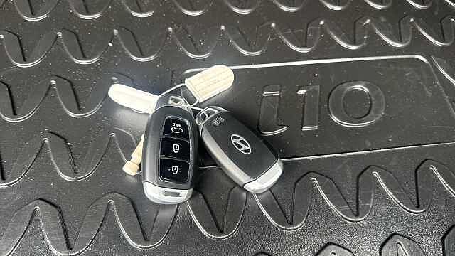 Hyundai i10 1.2 [79] Premium 5dr Auto [Nav] Petrol Hatchback