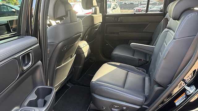 Hyundai SANTA FE 1.6 TGDi 288 PHEV Calligraphy 5dr 4WD Auto [6 St] Estate Pearl - Abyss Black