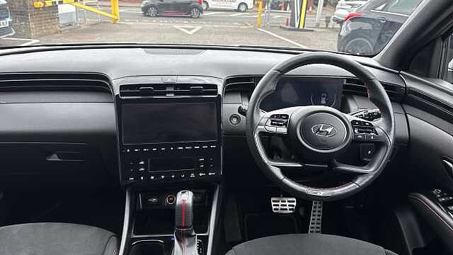 Hyundai TUCSON 1.6 TGDi 48V MHD N Line S 5dr 2WD DCT Petrol Estate Silver