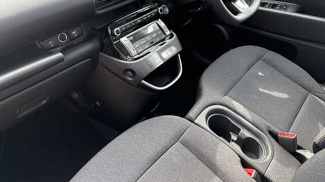 Hyundai INSTER 85kW 01 49kWh 5dr Auto Electric Hatchback