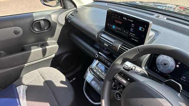 Hyundai INSTER 85kW 01 49kWh 5dr Auto Electric Hatchback