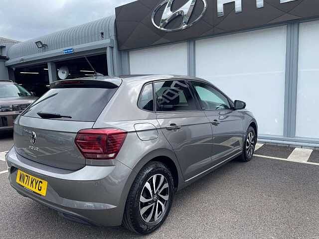 Volkswagen Polo Active Tsi S-A