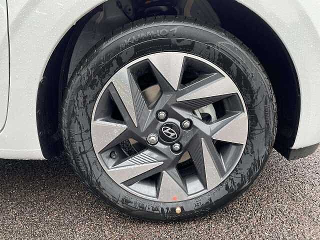 Hyundai I10 1.2 [79] Advance 5dr Auto [Nav] Special solid paint - Atlas white