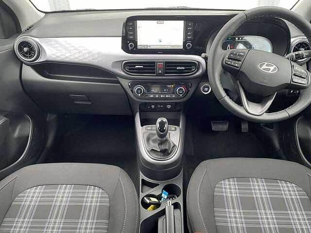 Hyundai I10 1.2 [79] Premium 5dr Auto [Nav] Special solid paint - Atlas white