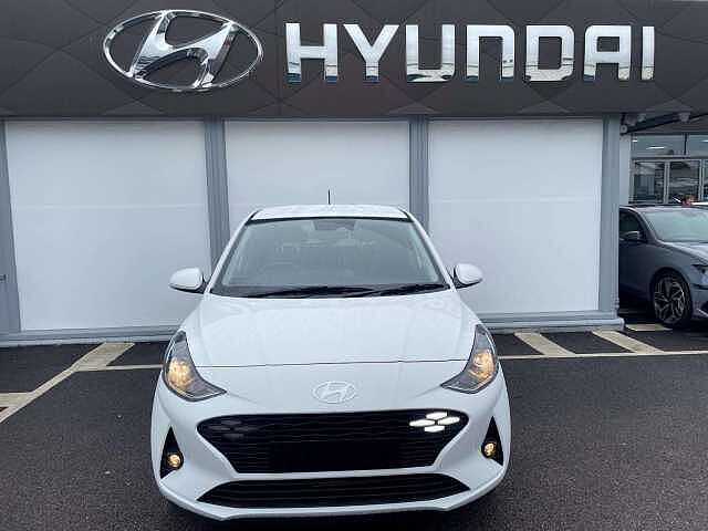 Hyundai I10 1.2 [79] Premium 5dr Auto [Nav] Special solid paint - Atlas white