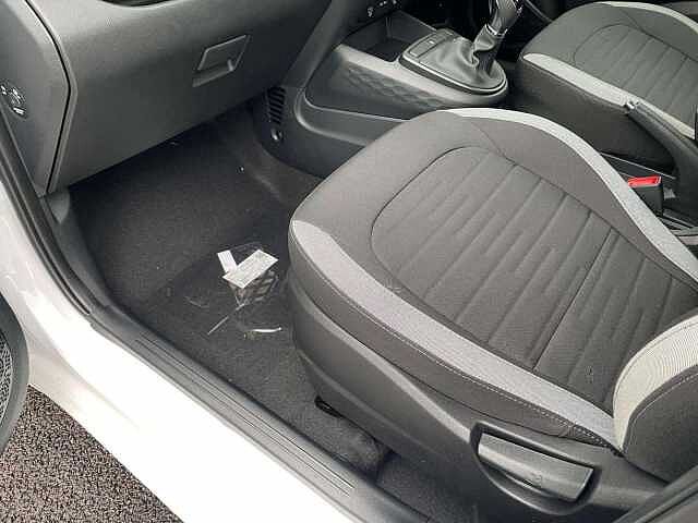 Hyundai I10 1.2 [79] Advance 5dr Auto [Nav] Special solid paint - Atlas white