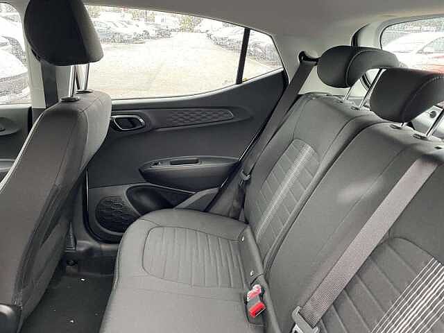 Hyundai I10 1.2 [79] Advance 5dr Auto [Nav] Special solid paint - Atlas white