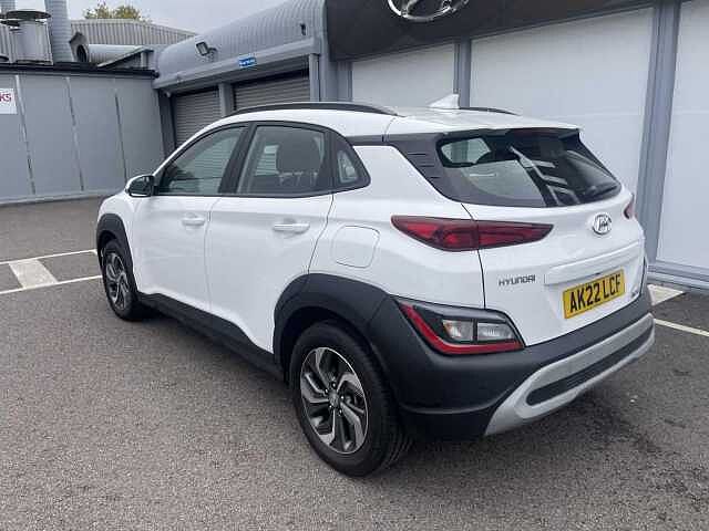 Hyundai KONA Hat 1.6 Gdi Hybrid 141 SE Cnnct Dct Atlas White