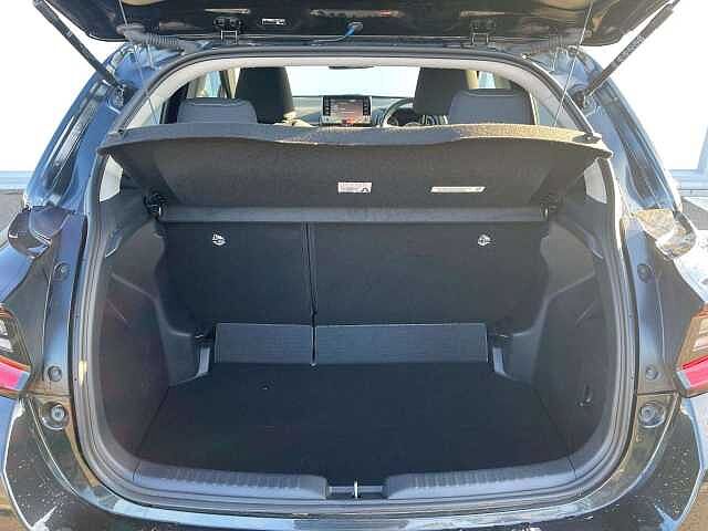 Toyota Yaris 1.5 Hybrid Design 5dr CVT