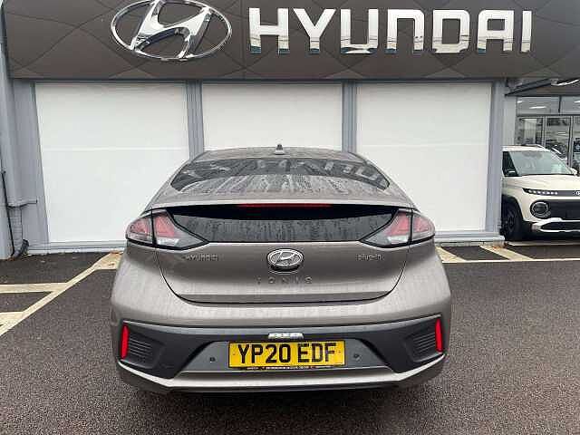 Hyundai IONIQ 1.6 GDi Plug-in Hybrid Premium SE 5dr DCT