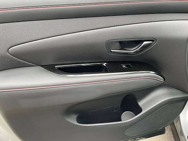 Hyundai TUCSON 1.6T Plug-in Hybrid N Line 5dr 4WD Auto Silver