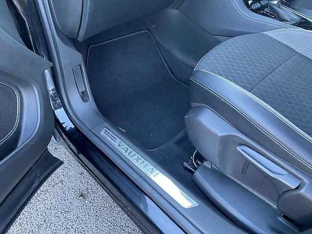 Vauxhall Grandland X 1.2 Turbo Tech Line Nav 5dr Auto