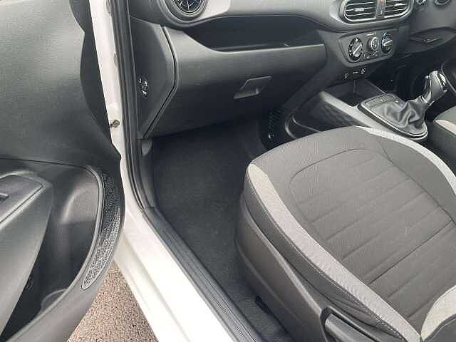 Hyundai i10 1.0 [63] Advance 5dr Auto [Nav]