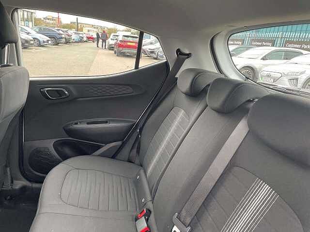Hyundai i10 1.0 [63] Advance 5dr Auto [Nav]