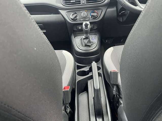 Hyundai i10 1.0 [63] Advance 5dr Auto [Nav]