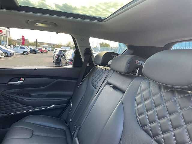 Hyundai SANTA FE 1.6 TGDi Hybrid Ultimate 5dr 4WD Auto Green