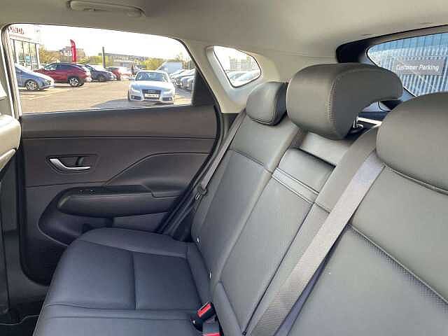 Hyundai KONA 1.6 Hybrid 129 Ultimate 5dr DCT White