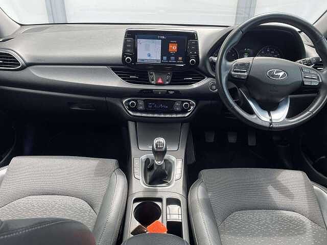 Hyundai i30 1.4T GDI Premium 5dr