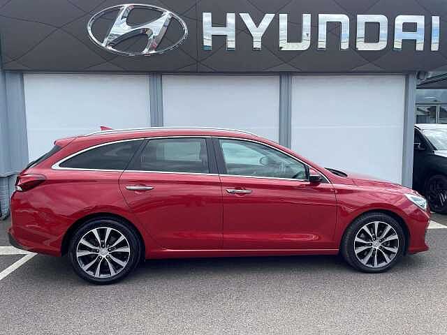 Hyundai i30 1.4T GDI Premium 5dr