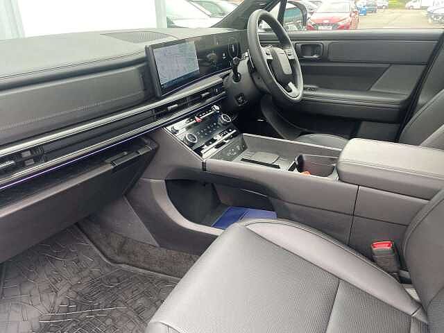 Hyundai SANTA FE 1.6 TGDi Hybrid Calligraphy 5dr Auto [6 Seats] White