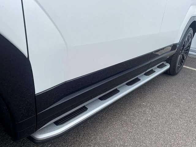 Hyundai SANTA FE 1.6 TGDi Hybrid Calligraphy 5dr Auto [6 Seats] White