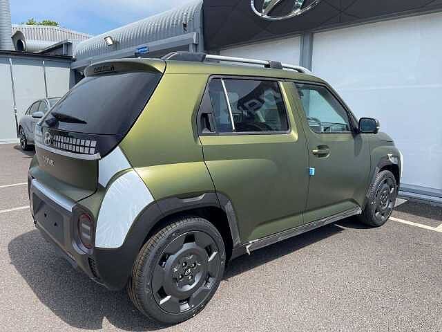 Hyundai INSTER 85kW Cross 49kWh 5dr Auto Green