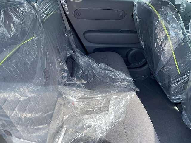 Hyundai INSTER 85kW Cross 49kWh 5dr Auto Green
