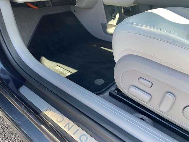 Hyundai IONIQ 6 168kW Ultimate 77kWh 4dr Auto Blue